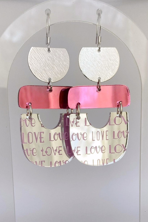 Love-Porina 