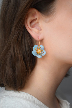 Esteri, vaaleansininen