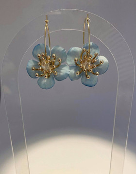 Esteri, vaaleansininen