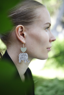 Norsuleikki, Täplä