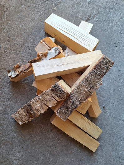 Koivuklapi 30cm, sis. kuljetusmaksun. Min. tilausmäärä 2i-m3