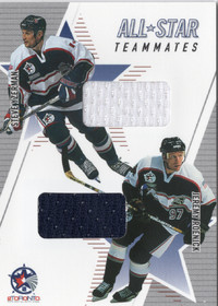 2002-03 Be a Player Memorabilia All Star Teammates #AST17 Steve Yzerman / Jeremy Roenick MEM