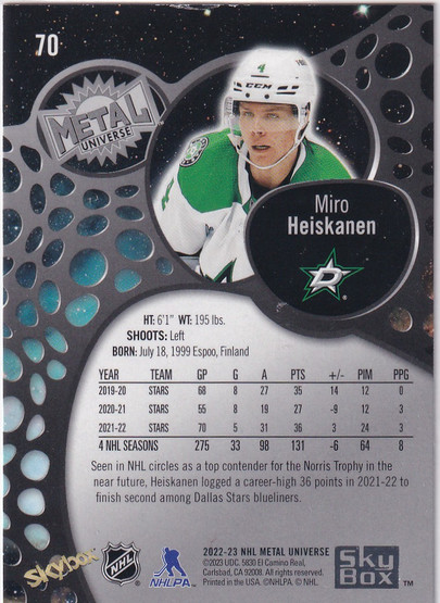  2022-23 Metal Universe Gold Spectrum FX #70 Miro Heiskanen