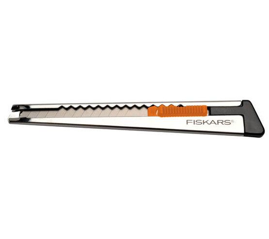 Fiskars litteä katkoteräveitsi 9mm