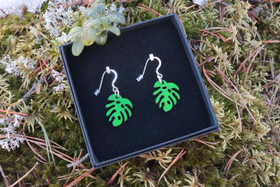 Peikonlehti puukorvakorut