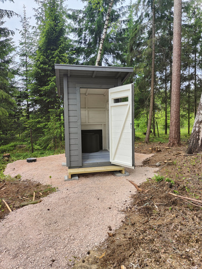 Kompostoiva kuivakäymälä Ecoteco