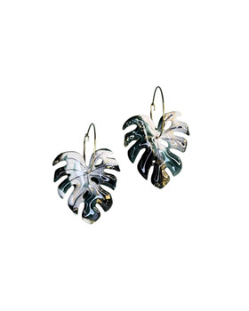 Peikonlehti Korvakorut