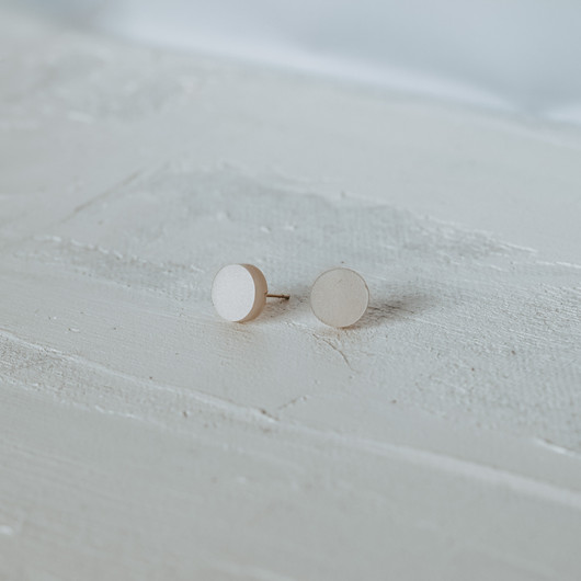 Huurre Nappikorvakorut