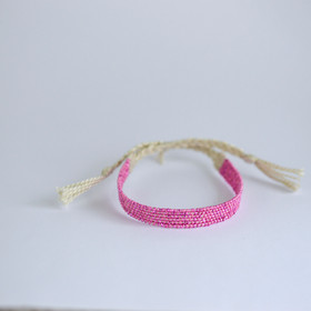 Kudottu rannekoru - mallikappale