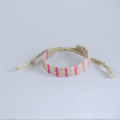 Kudottu rannekoru - mallikappale