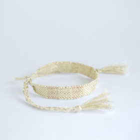 Kudottu rannekoru - mallikappale