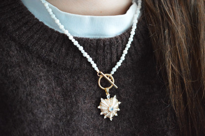 Mother of Pearls helmikaulakoru