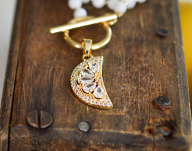 Mother of Pearls helmikaulakoru