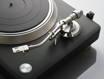 Denon DP-3000 levysoitin