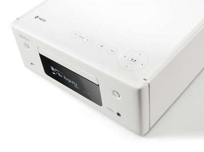 Denon RCD-N10 valkoinen keskusyksikkö
