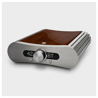 Gato Audio DIA-400S pähkinä esittelylaite