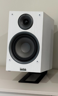 Taga Harmony TSS-20D pöytäjalustat
