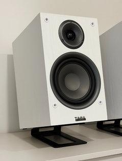 Taga Harmony TSS-20D pöytäjalustat