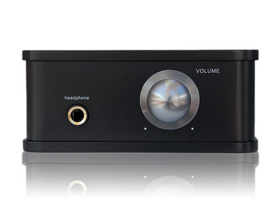 TAGA Harmony THA-200 Class A kuulokevahvistin