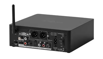 Genelec G Three B kaiutinpari + Tangent PreAmp III etuvahvistin 