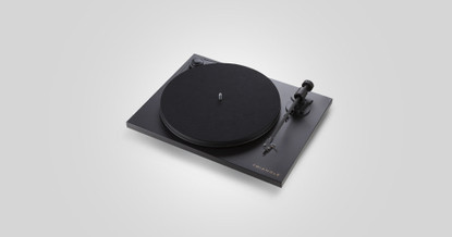 Triangle Elara LN01A + Triangle TT vinyylisoitin paketti musta