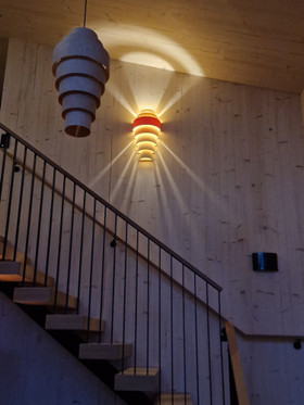 Riippa pieni Seinävalaisin