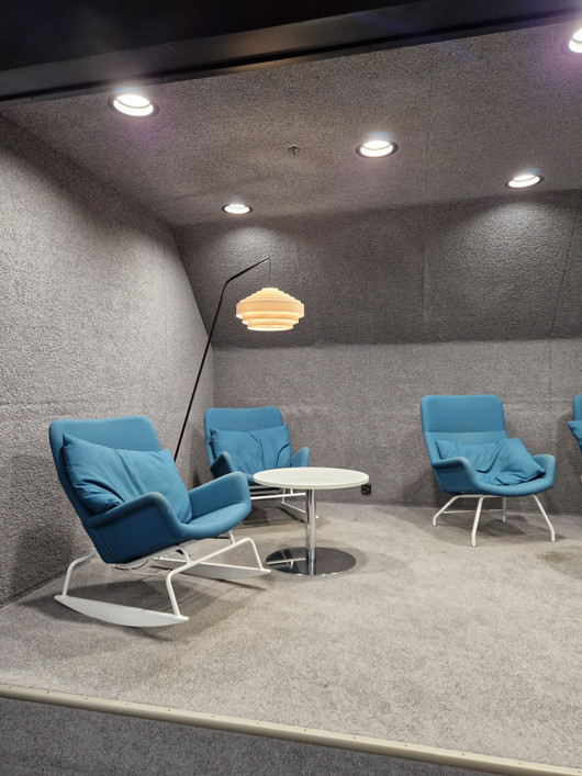 Lasku-Lattiavalaisin