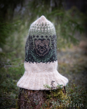 Korven kätkössä - huppukauluri