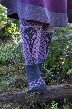 Pitkät Korpinkallo -sukat