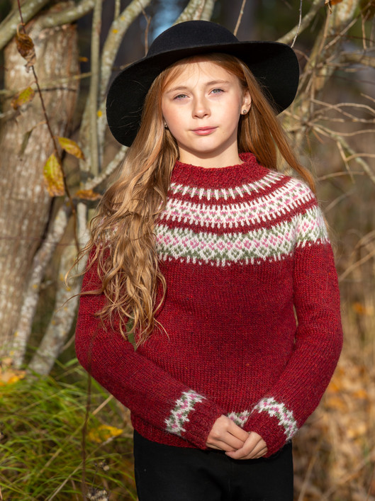 Pikku Korpihilla -lasten neule