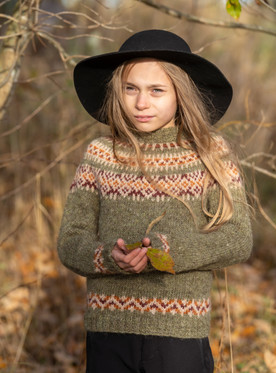 Pikku Korpihilla -lasten neule