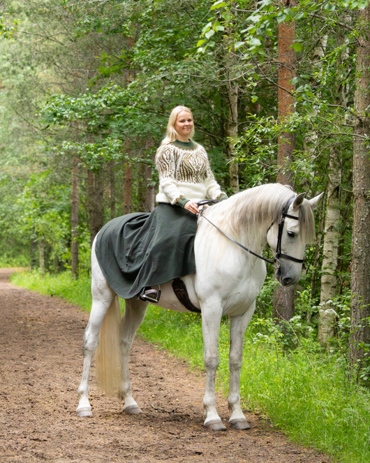 Rohirrim-neule, YLHÄÄLTÄ ALAS neuleohje