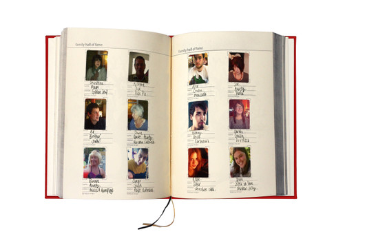 My Family Cookbook - reseptikirja perheen ruokamuistoille