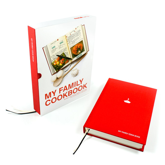 My Family Cookbook - reseptikirja perheen ruokamuistoille