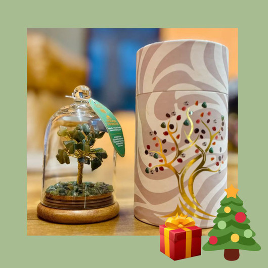 Aventuriinipuu - hiljaisuuden hetki (Voimapuun puutarha)