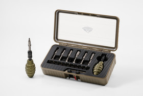 Gun Power Tool – 17-Piece Grenade-Style  –venttiilityökalusarja