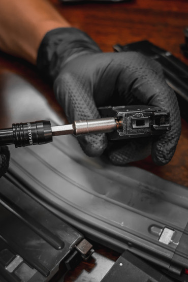 Gun Power Tool – 17-Piece Grenade-Style  –venttiilityökalusarja