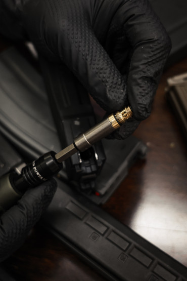 Gun Power Tool – 17-Piece Grenade-Style  –venttiilityökalusarja