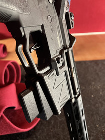 AR-seinäteline (vaaka)