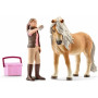 Schleich 41431 hoitaja Miia ja Islannin hevonen setti