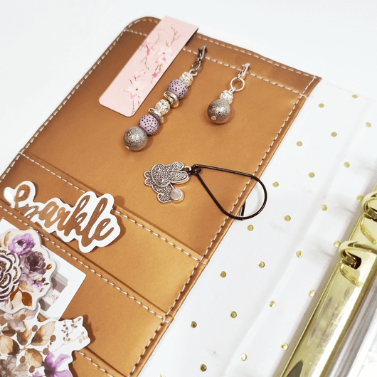 Kalenterikoru, hopea pupu