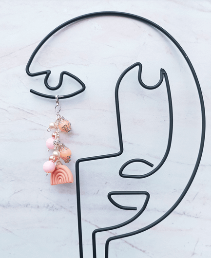 Kalenterikoru, Korallikaari