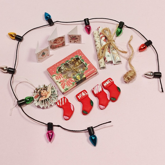 Jouluboxi nukkekodin koristeluun 1:18