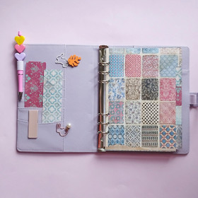 A5 välilehdet, colorful tiles