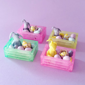 Pääsiäispupu laatikossa