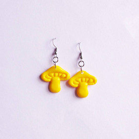 Värikkäät sienikorvikset