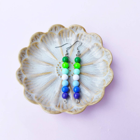 Pride helmikorvakorut,homo-lipun väreissä. 