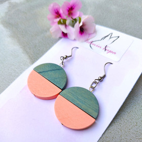 Kaksiväriset puukorvakorut