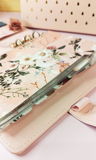 Välilehdet A6 rengas kansioon, Dare to begin