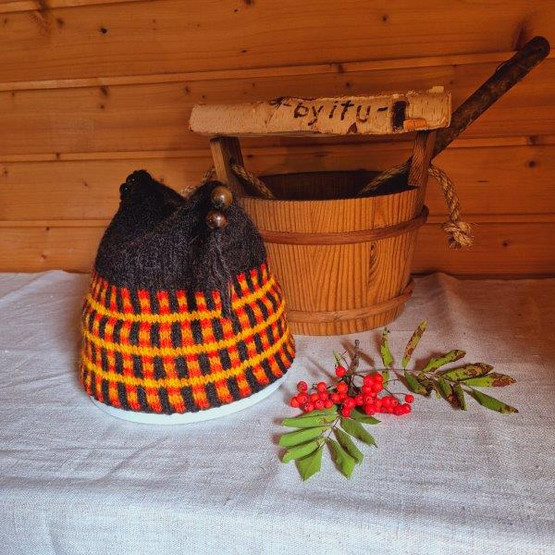 Hanna-myssy Monta rautaa tulessa S-M (n. 56-60)